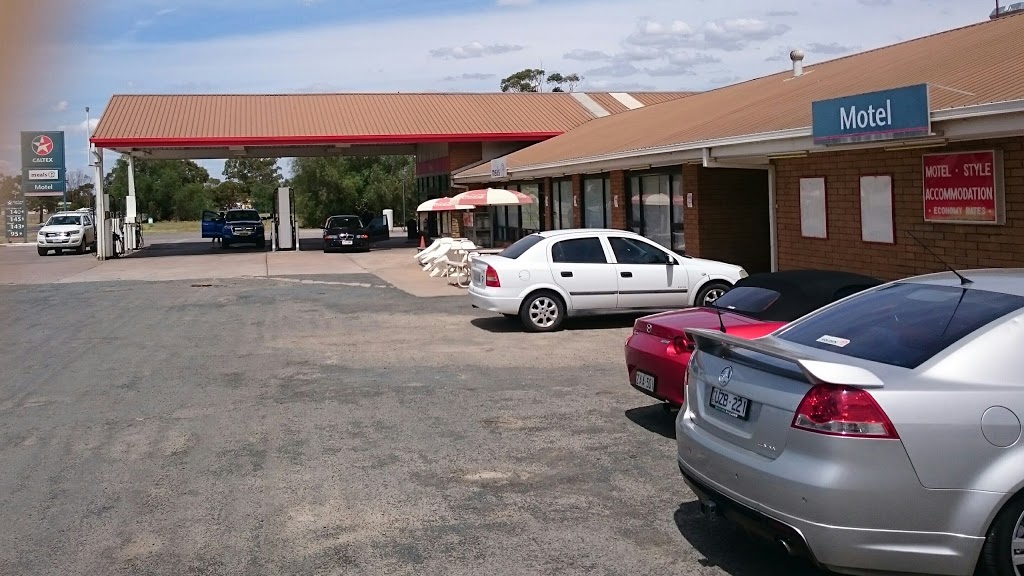 Caltex West Wyalong | gas station | Mid Western Hwy Cnr, Emu St, Wyalong NSW 2671, Australia | 0269720082 OR +61 2 6972 0082