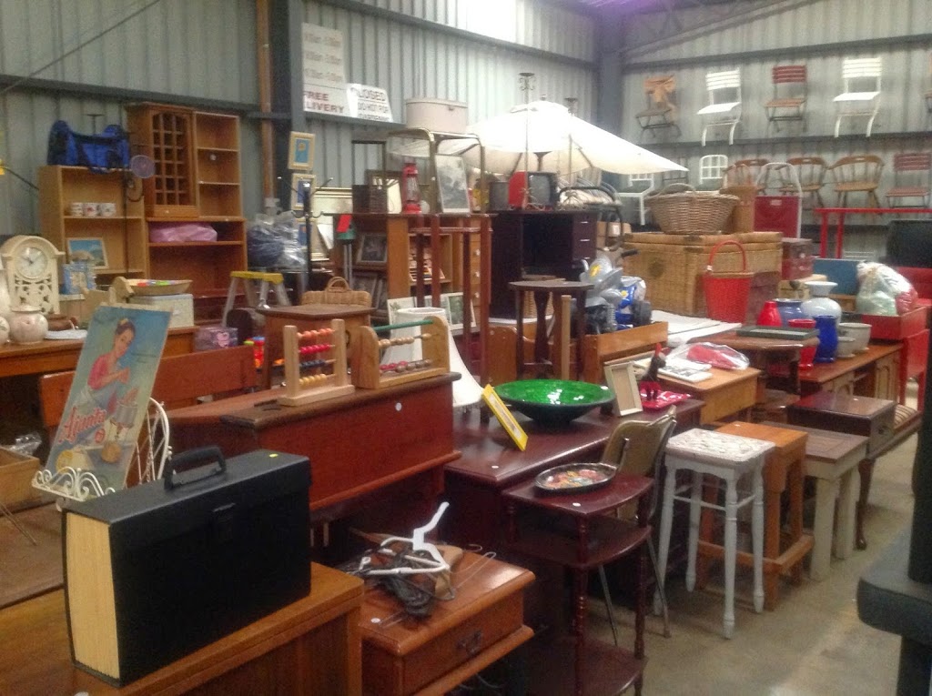 Neerim South 2nd Hand Store | furniture store | 41-43 Queen St, Neerim South VIC 3831, Australia | 0456818787 OR +61 456 818 787