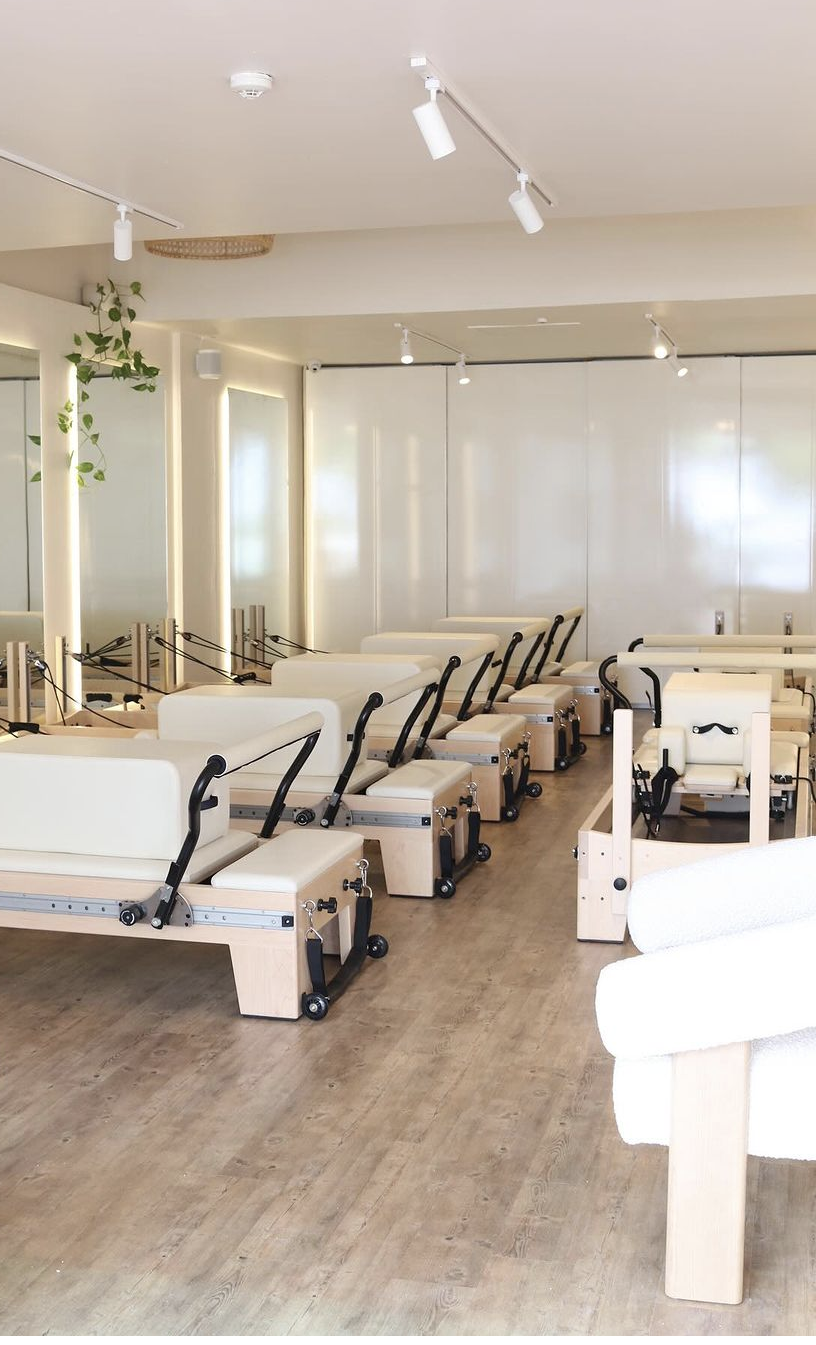 Sunflow Studios | 792-794 Pacific Parade, Currumbin QLD 4223, Australia | Phone: 0427 591 890