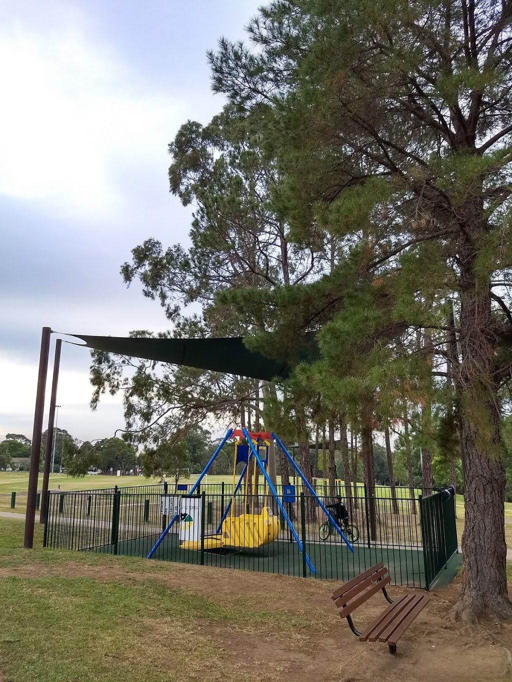 Masonic Oval & Park | park | 90-94 Seven Hills Rd, Baulkham Hills NSW 2153, Australia | 0298430555 OR +61 2 9843 0555