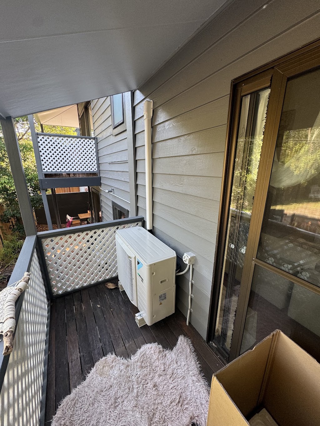 Electro breeze air conditioning | 21 St Kilda Cres, Tweed Heads West NSW 2485, Australia | Phone: 0401 630 717