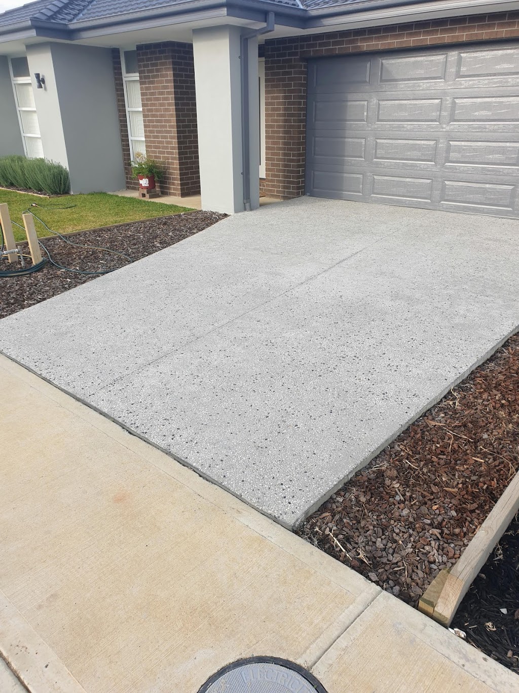 A-Z Concrete | 9 Romney Way, Clyde North VIC 3978, Australia | Phone: 0412 415 217