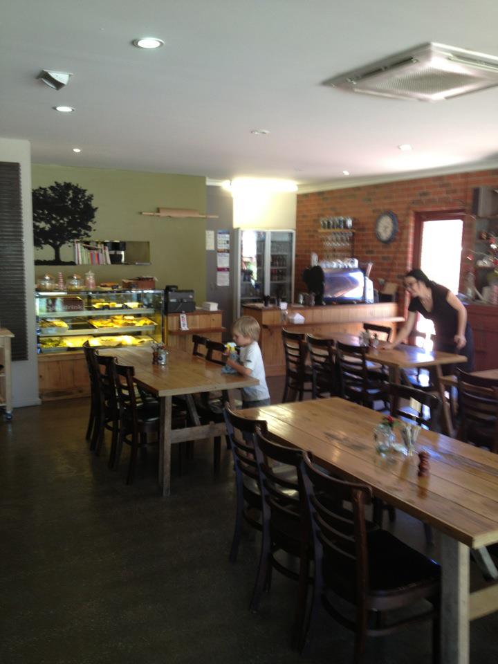 Long Paddock Food Store | cafe | Shop 2/86 Main St, Koondrook VIC 3580, Australia | 0354533602 OR +61 3 5453 3602