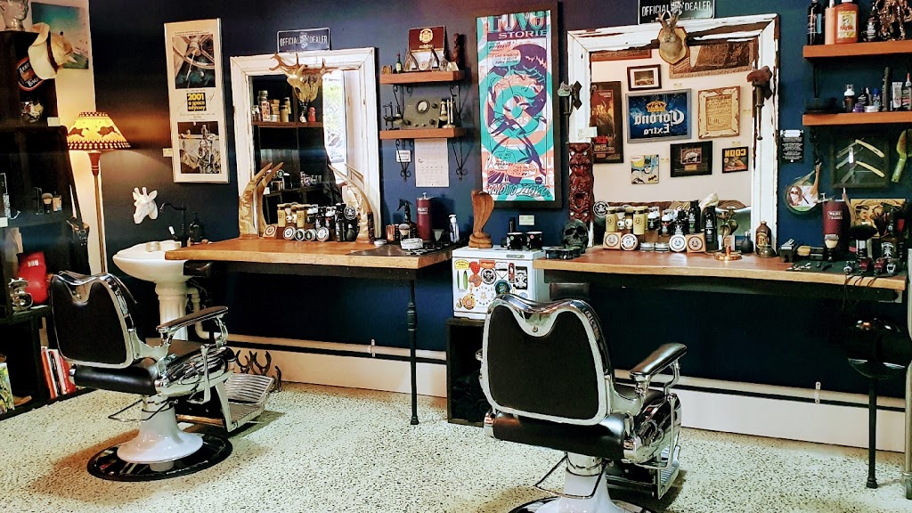 Razor Gang Barbershop & Curios | Shop 1/12 Walker St, Helensburgh NSW 2508, Australia | Phone: (02) 4294 2496