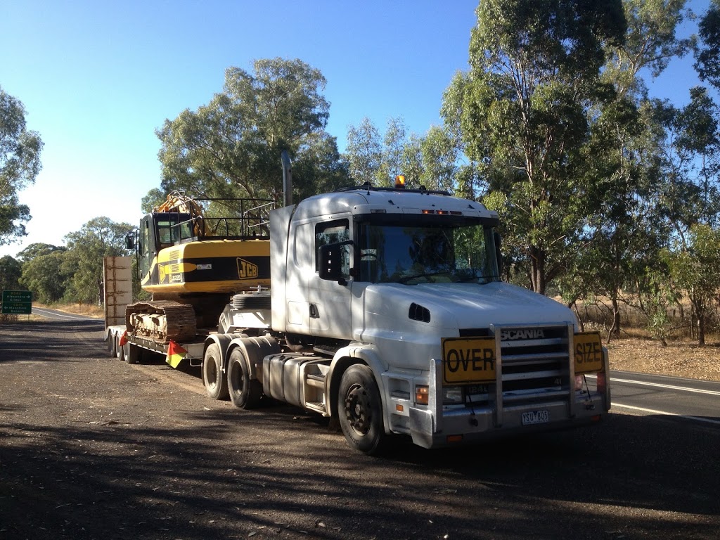 24-7 Trucks | 1755 Warburton Hwy, Woori Yallock VIC 3139, Australia | Phone: 1300 247 787