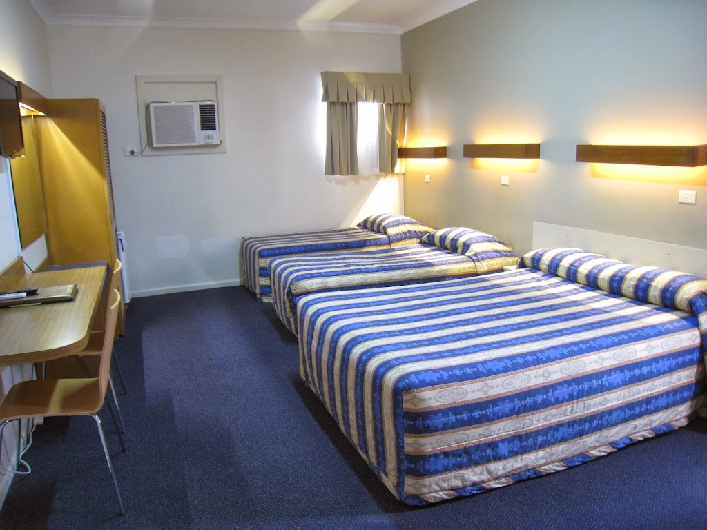 Country Lodge Motor Inn | 145 William St, Bathurst NSW 2795, Australia | Phone: (02) 6331 4888