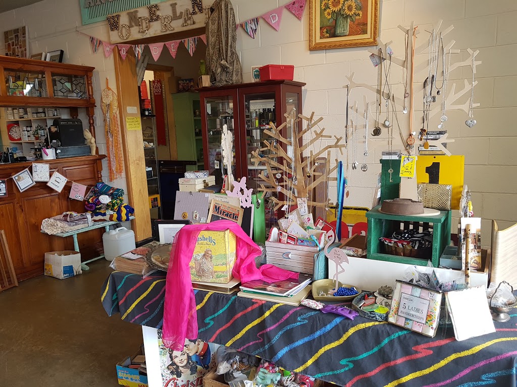 Annies Vintage Wonderland | store | 510 Great Northern Hwy, Middle Swan WA 6056, Australia | 0430456586 OR +61 430 456 586