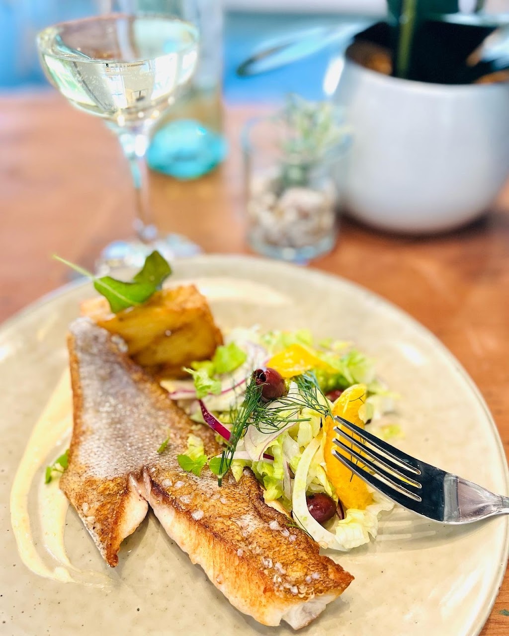 Maru Seafood Resturant Bredbo | meal takeaway | 17 Monaro Hwy, Bredbo NSW 2626, Australia | 0477193542 OR +61 477 193 542
