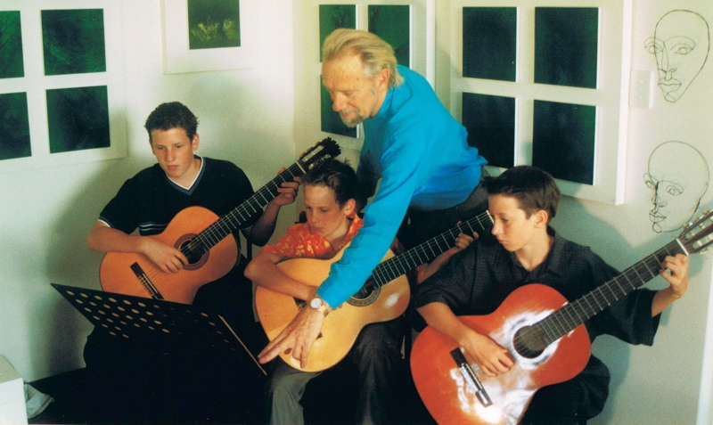 The Guitar Lounge: Lessons – Perth | school | 68 Bishopsgate St, Carlisle WA 6101, Australia | 0437377361 OR +61 437 377 361