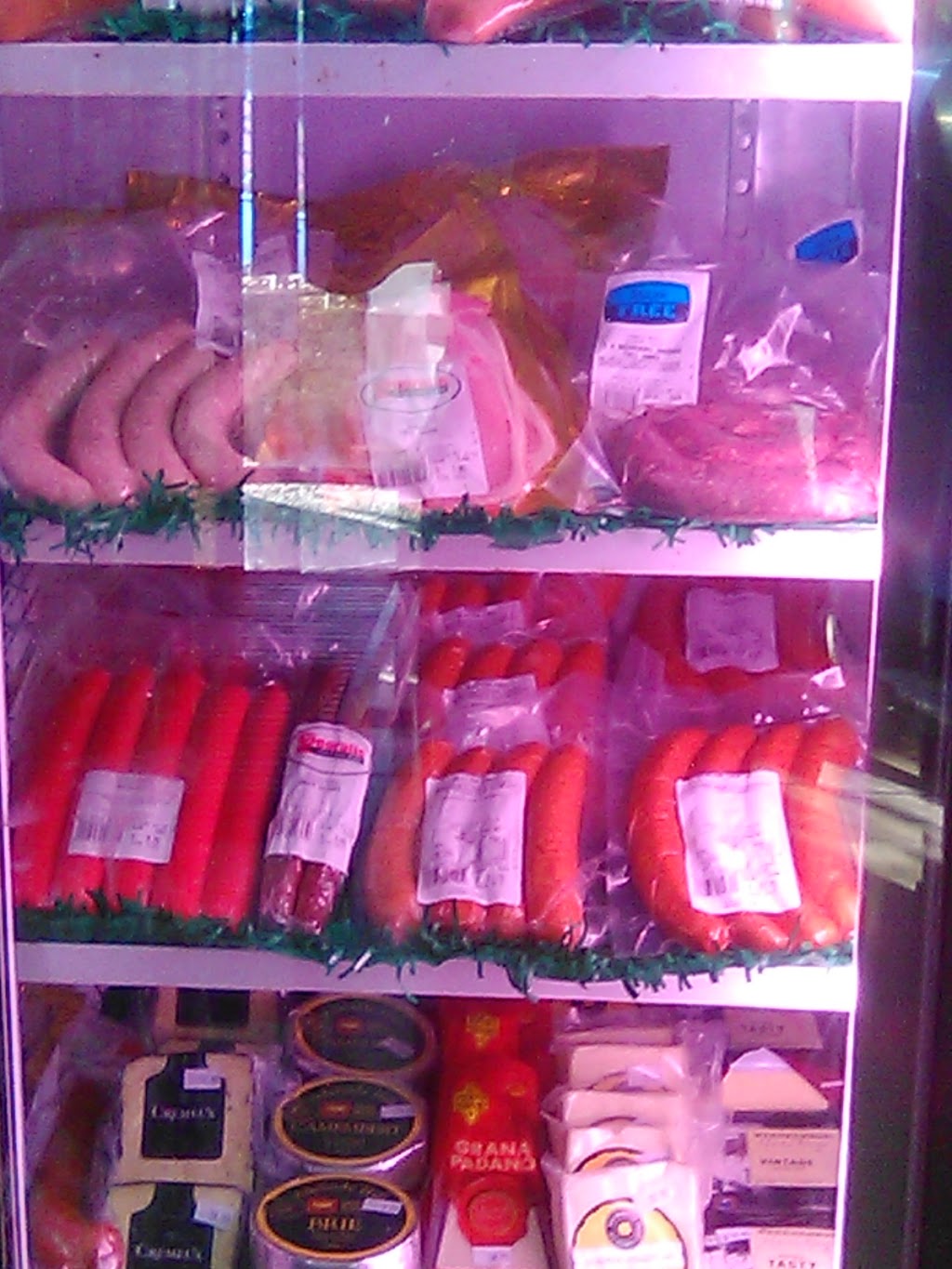Nobbysbeach Gourmet Meats | store | 4/2221 Gold Coast Hwy, Mermaid Beach QLD 4218, Australia | 0755727854 OR +61 7 5572 7854