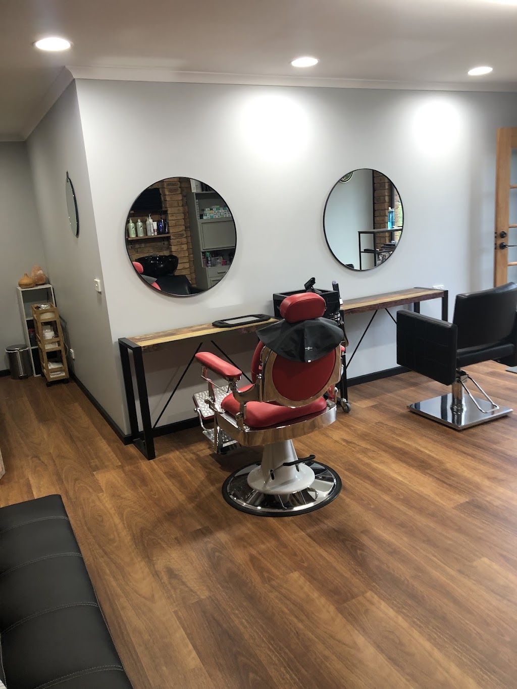 Salon 86 | hair care | 86 Gooch Rd, Stratford VIC 3862, Australia | 0437836124 OR +61 437 836 124