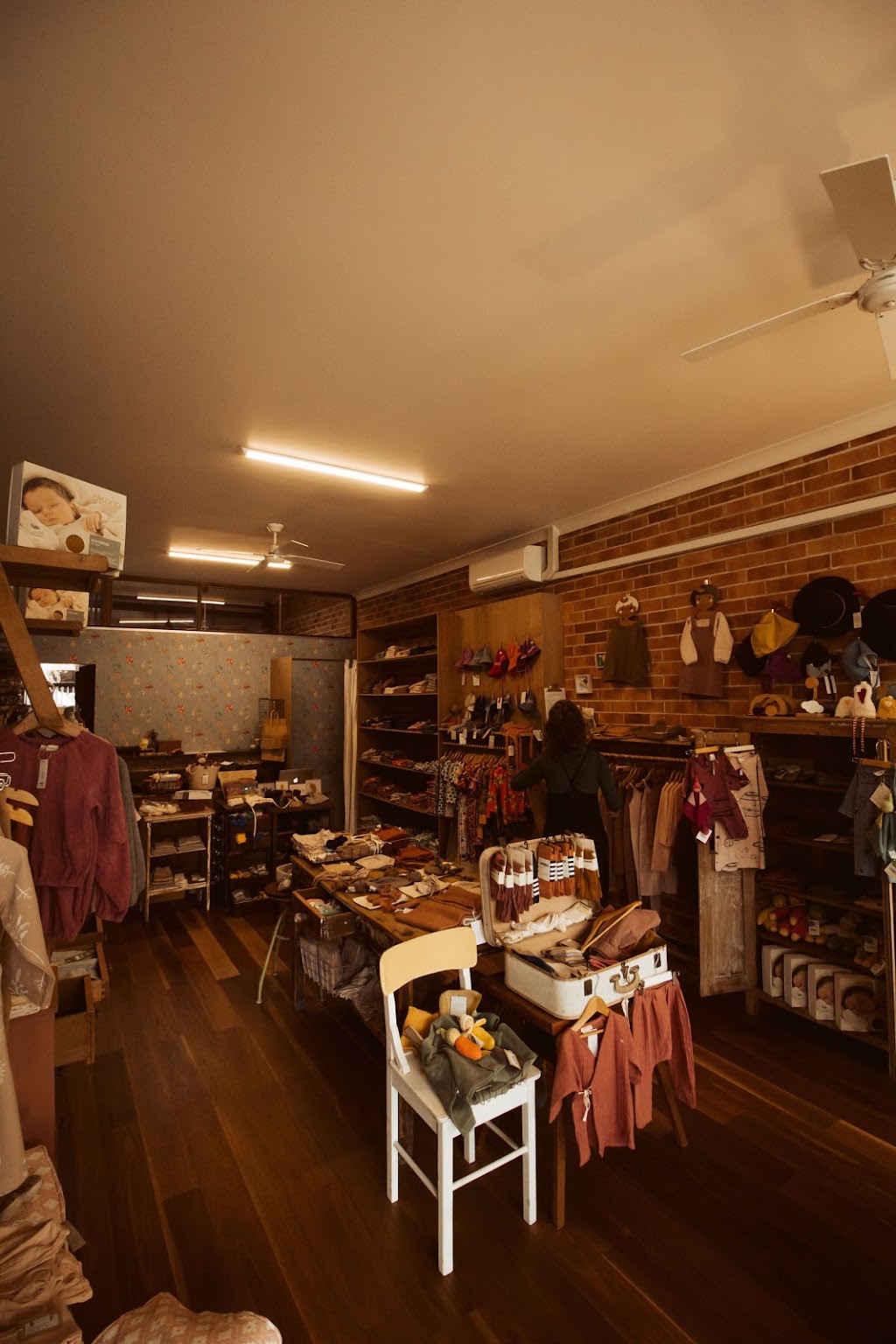 Elves in the Wardrobe | clothing store | 33 Jordan Rd, Bellingen NSW 2454, Australia | 0256111003 OR +61 2 5611 1003