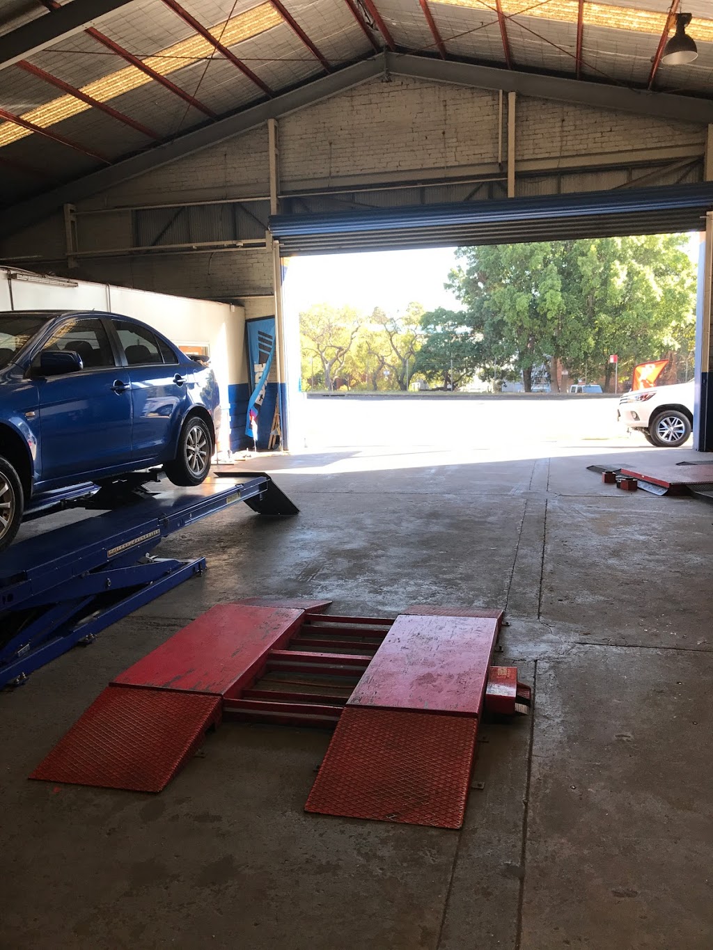 Beaurepaires Tyres Port Kembla - Retail & Commercial | 65 Five Islands Rd, Port Kembla NSW 2505, Australia | Phone: (02) 4204 9629