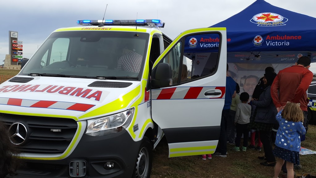 Emergency Services Display | health | Sunset Views Bvd, Leakes Rd, Tarneit VIC 3029, Australia