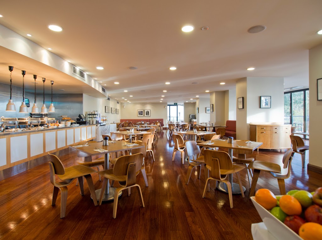 Cypress Lakes Bar and Bistro | restaurant | 15 Thompsons Rd, Pokolbin NSW 2320, Australia | 0249931555 OR +61 2 4993 1555