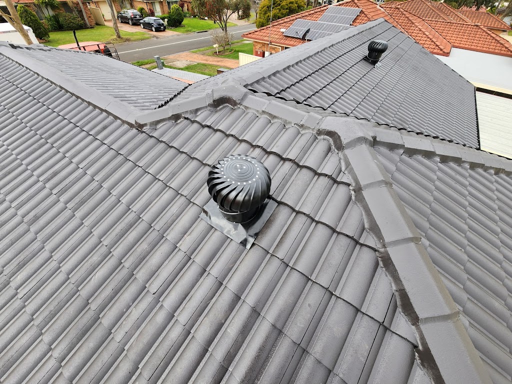 The Roof Mates | 136A Hyatts Rd, Plumpton NSW 2761, Australia | Phone: 0410 964 723