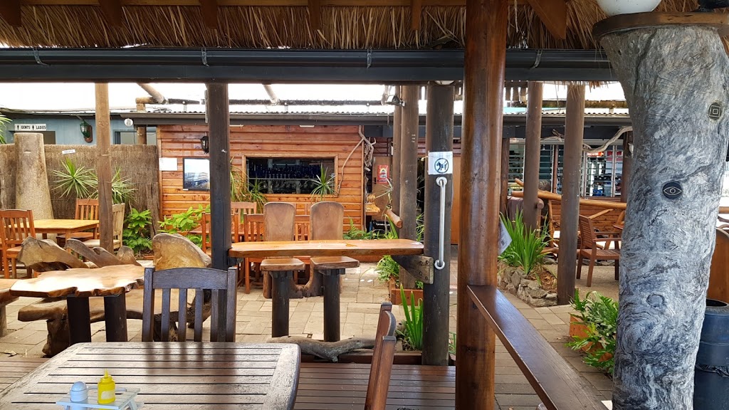 Strait on the Beach | restaurant | Oleander St, Holloways Beach QLD 4878, Australia | 0740559616 OR +61 7 4055 9616