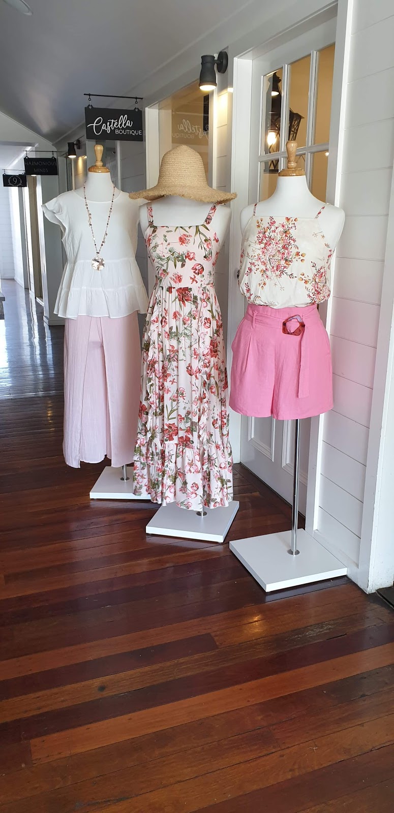 Castella Boutique | 7/130 Ryans Rd, Nundah QLD 4012, Australia | Phone: 0415 722 740