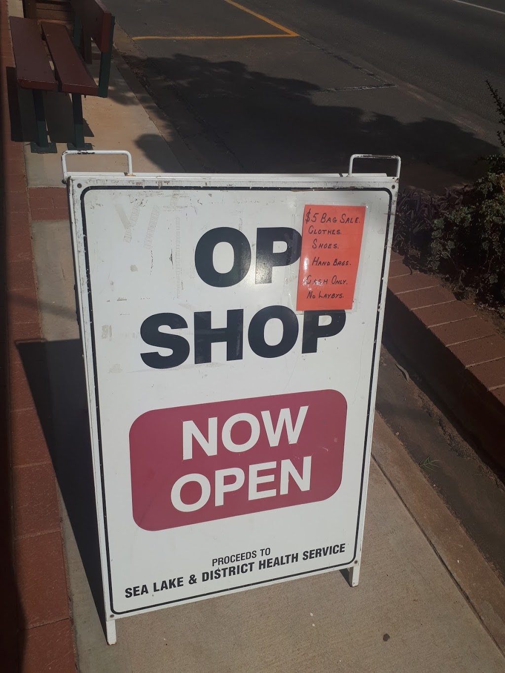 Sea Lake & District Health Service Op Shop | 68 C246, Sea Lake VIC 3533, Australia