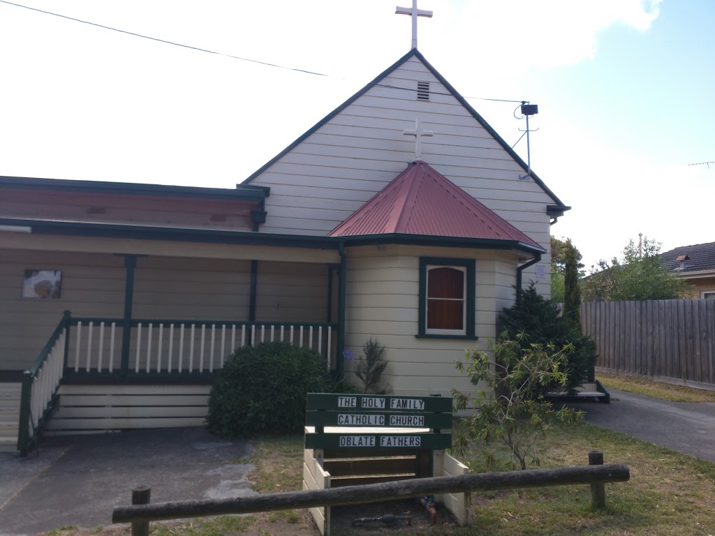 The Holy Family Catholic Church | church | 15 Weeroona St, Rye VIC 3941, Australia