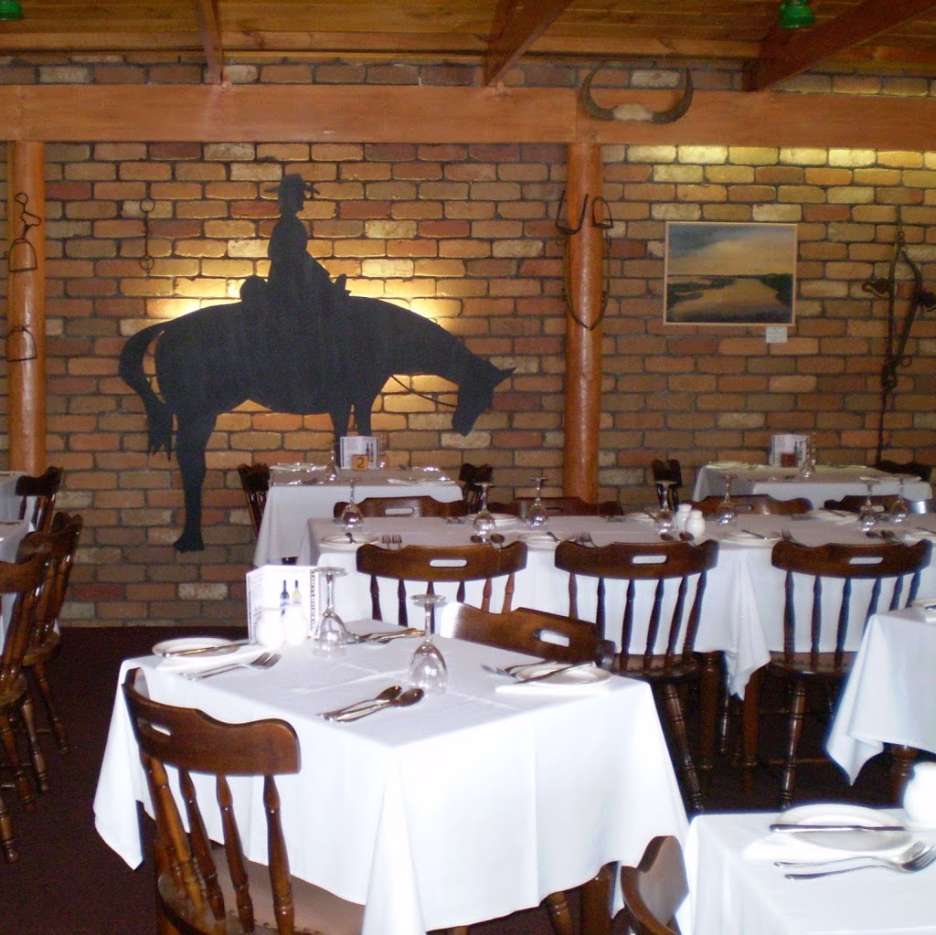 Clancys | restaurant | 131 Esplanade, Lakes Entrance VIC 3909, Australia | 0351552933 OR +61 3 5155 2933