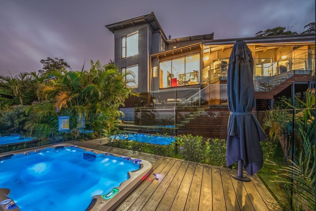Coastline: Alpine Villa | 99 Guanaba Rd, Tamborine Mountain QLD 4272, Australia | Phone: 0432 035 385