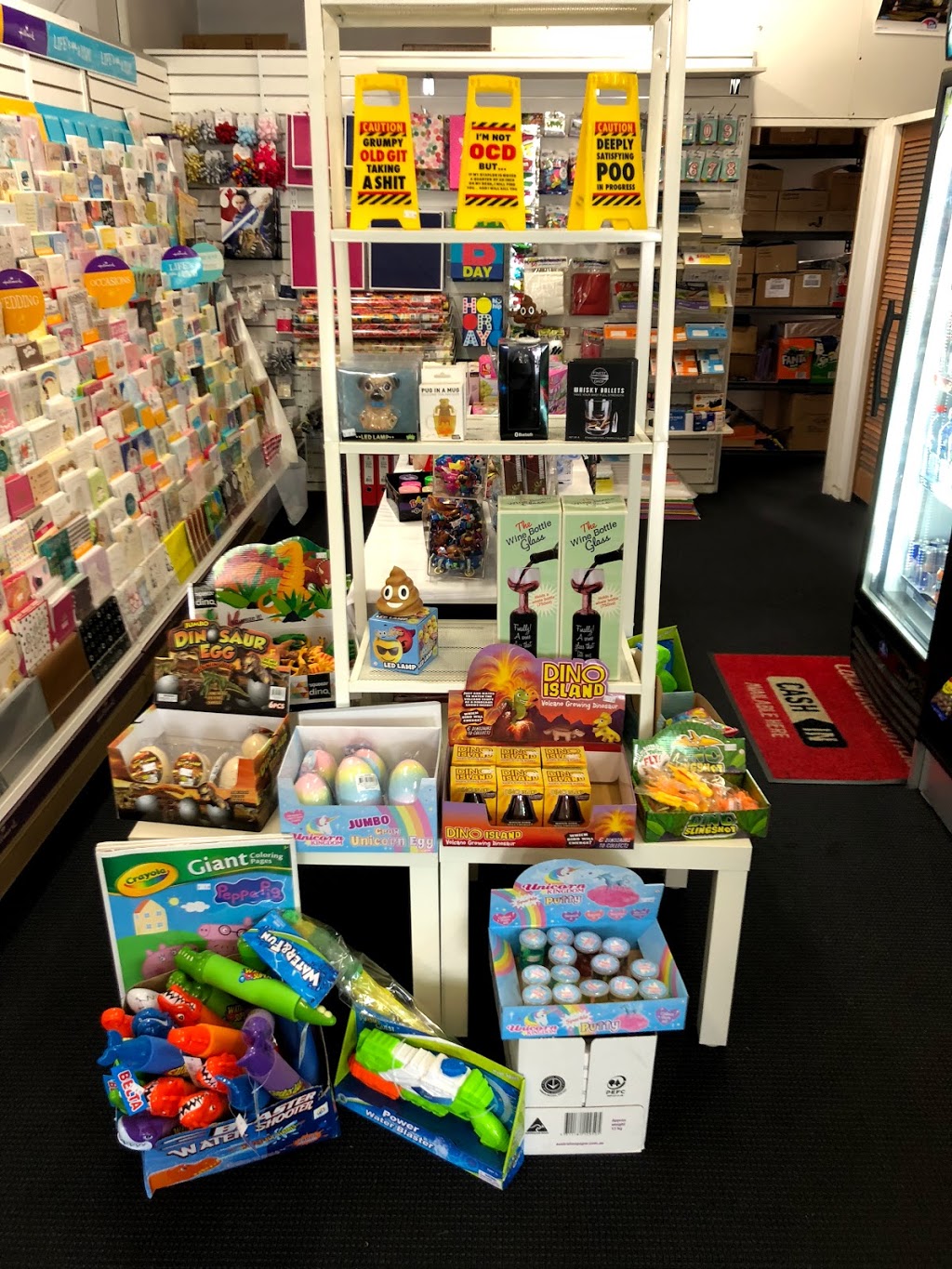 East Boundary Road Tatts, News & Gifts | book store | Shop 1/251 E Boundary Rd, Bentleigh East VIC 3165, Australia | 0390780036 OR +61 3 9078 0036