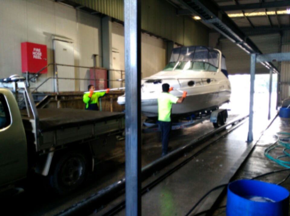 Craigs Customs Truck Wash | car wash | 1248 Lytton Rd, Hemmant QLD 4174, Australia | 0410331412 OR +61 410 331 412