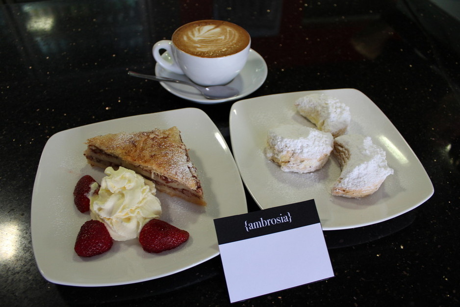 Ambrosia Espresso Bar | Shop 2A/158/170 Karawatha Dr, Mountain Creek QLD 4557, Australia | Phone: 0481 254 700