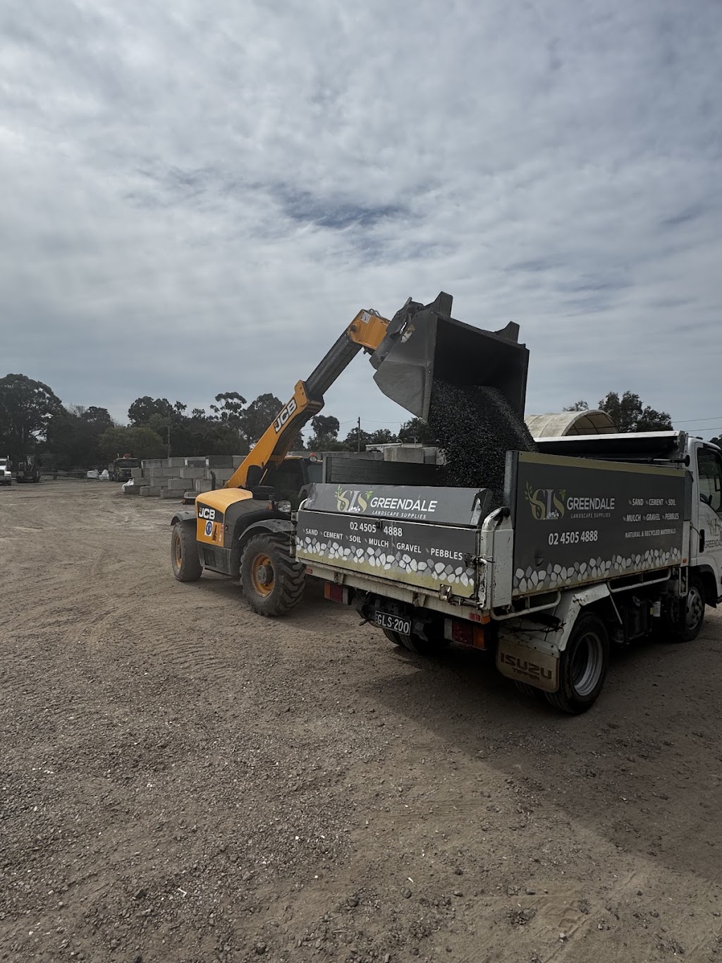 Greendale Landscape Supplies | 909 Bringelly Rd, Bringelly NSW 2556, Australia | Phone: (02) 4505 4888