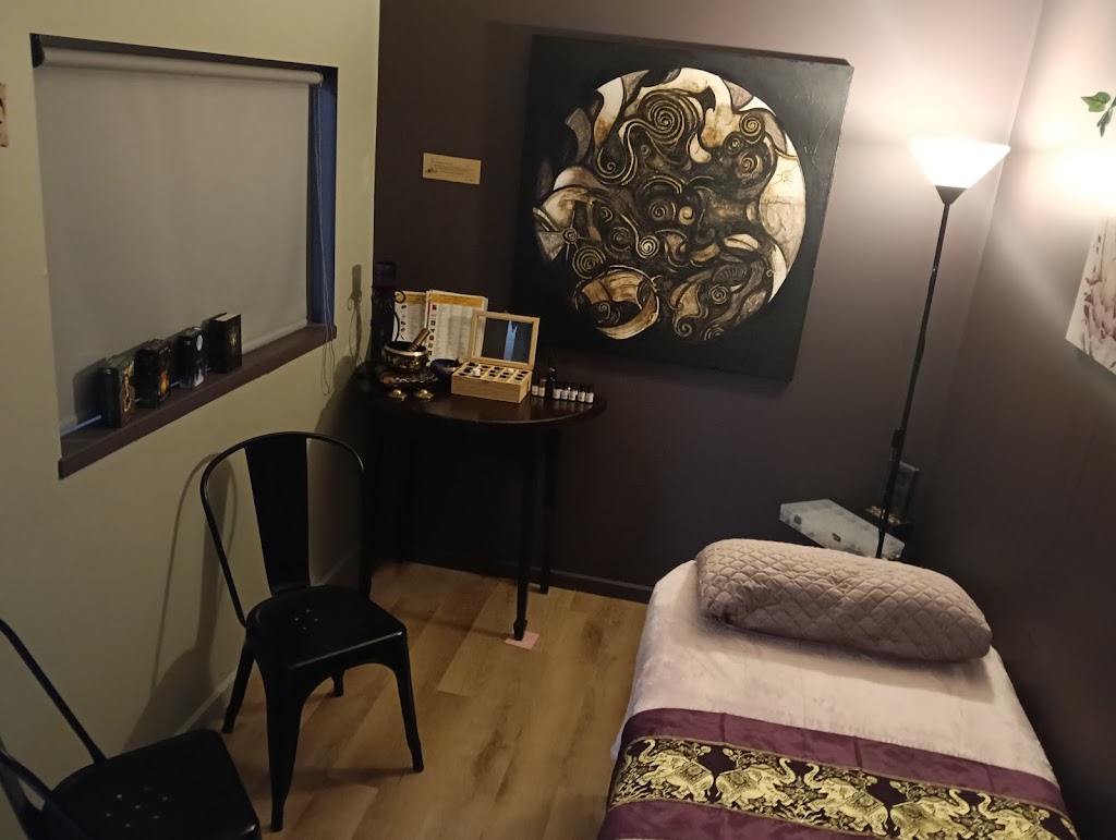 BeeZy Remedial Massage Clinic & Chair Yoga | 1385 Healesville - Koo Wee Rup Rd, Woori Yallock VIC 3139, Australia | Phone: 0466 026 587
