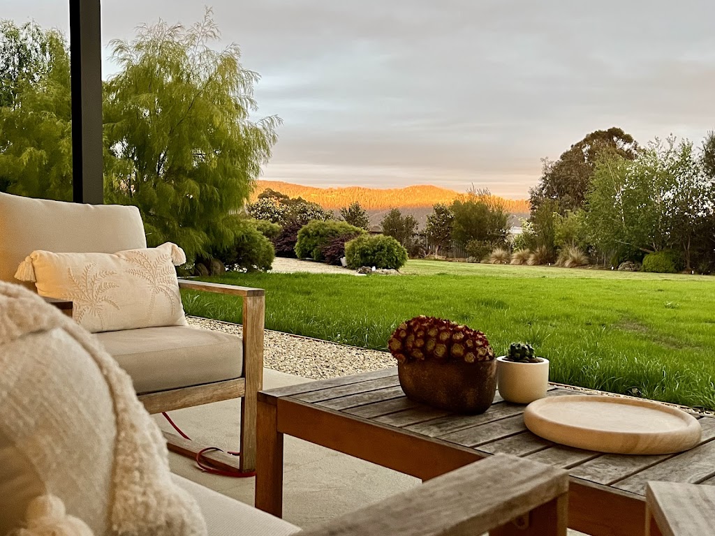 Sanara Studio | 57 Kingston View Dr, Kingston TAS 7050, Australia | Phone: 0422 969 810