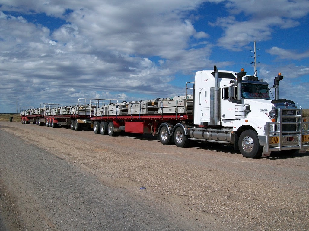 Ringers Haulage |  | 68/66-70 Webb Dr, Bohle QLD 4818, Australia | 0747744428 OR +61 7 4774 4428