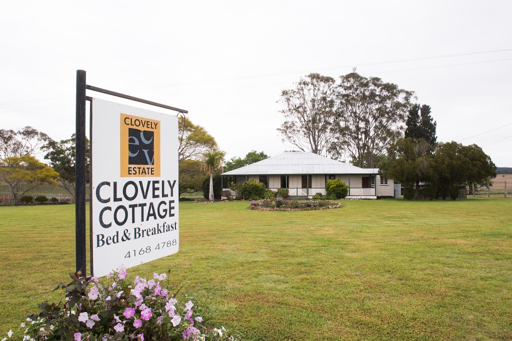 Clovely Estate Vineyard Cellar Door |  | 2 Steinhardts Rd, Moffatdale QLD 4605, Australia | 0738763100 OR +61 7 3876 3100