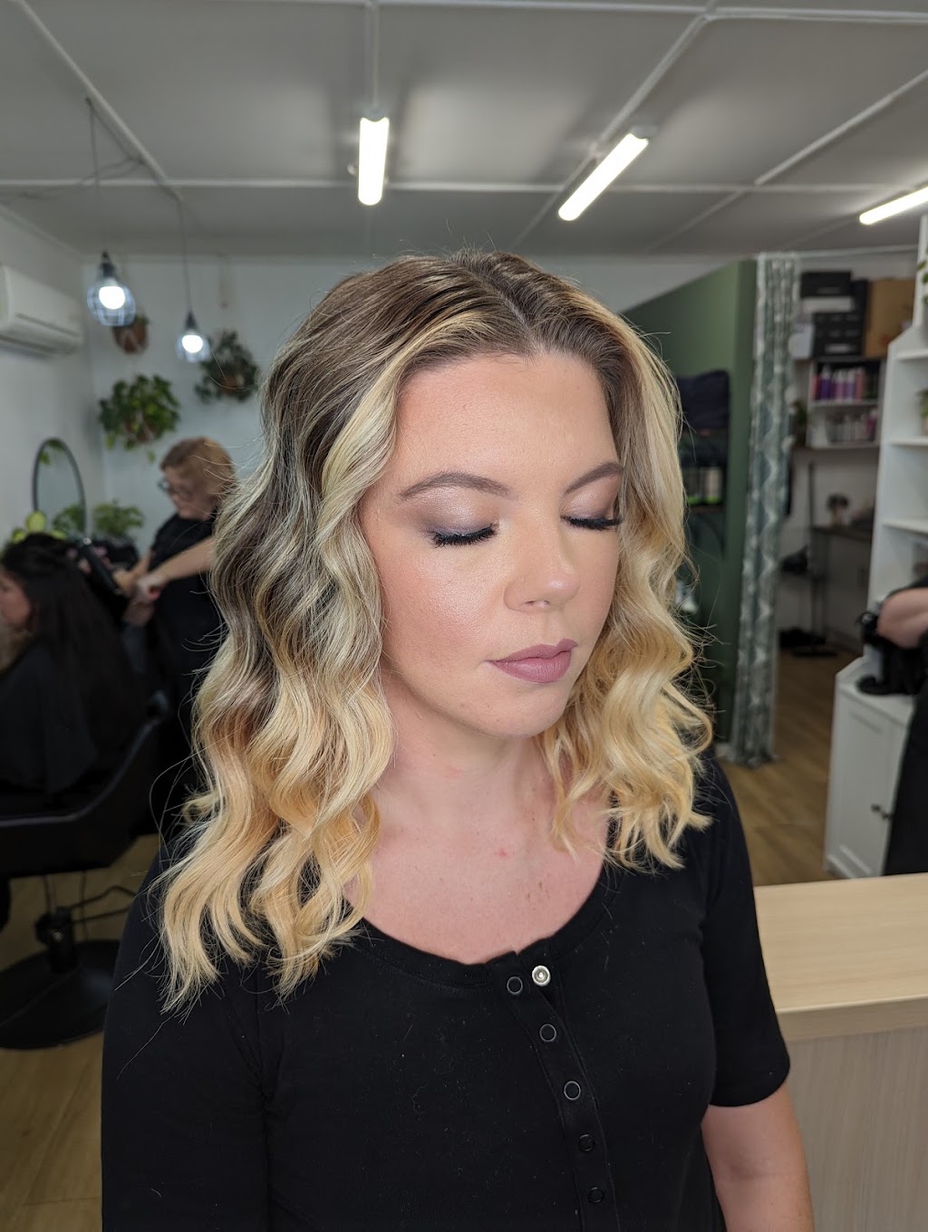 Sharayah Hill Makeup Artist | 55 Bennett St, Inverell NSW 2360, Australia | Phone: 0435 283 302
