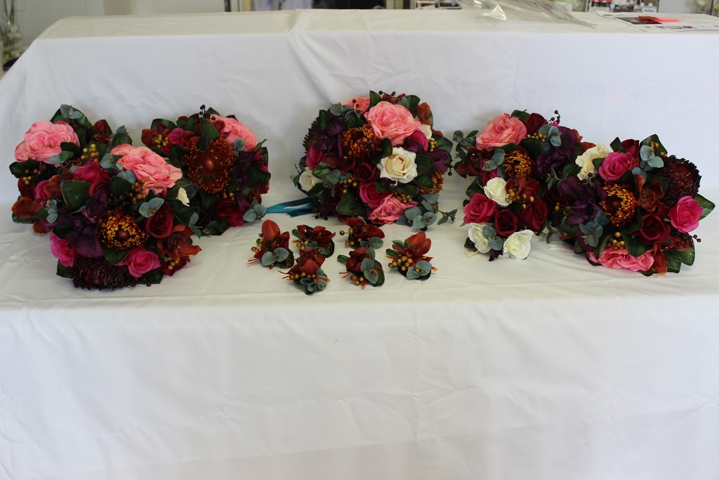 Silk Dreams Flowers | 2/13a Anna Pl, Wallsend NSW 2287, Australia | Phone: 0459 981 488