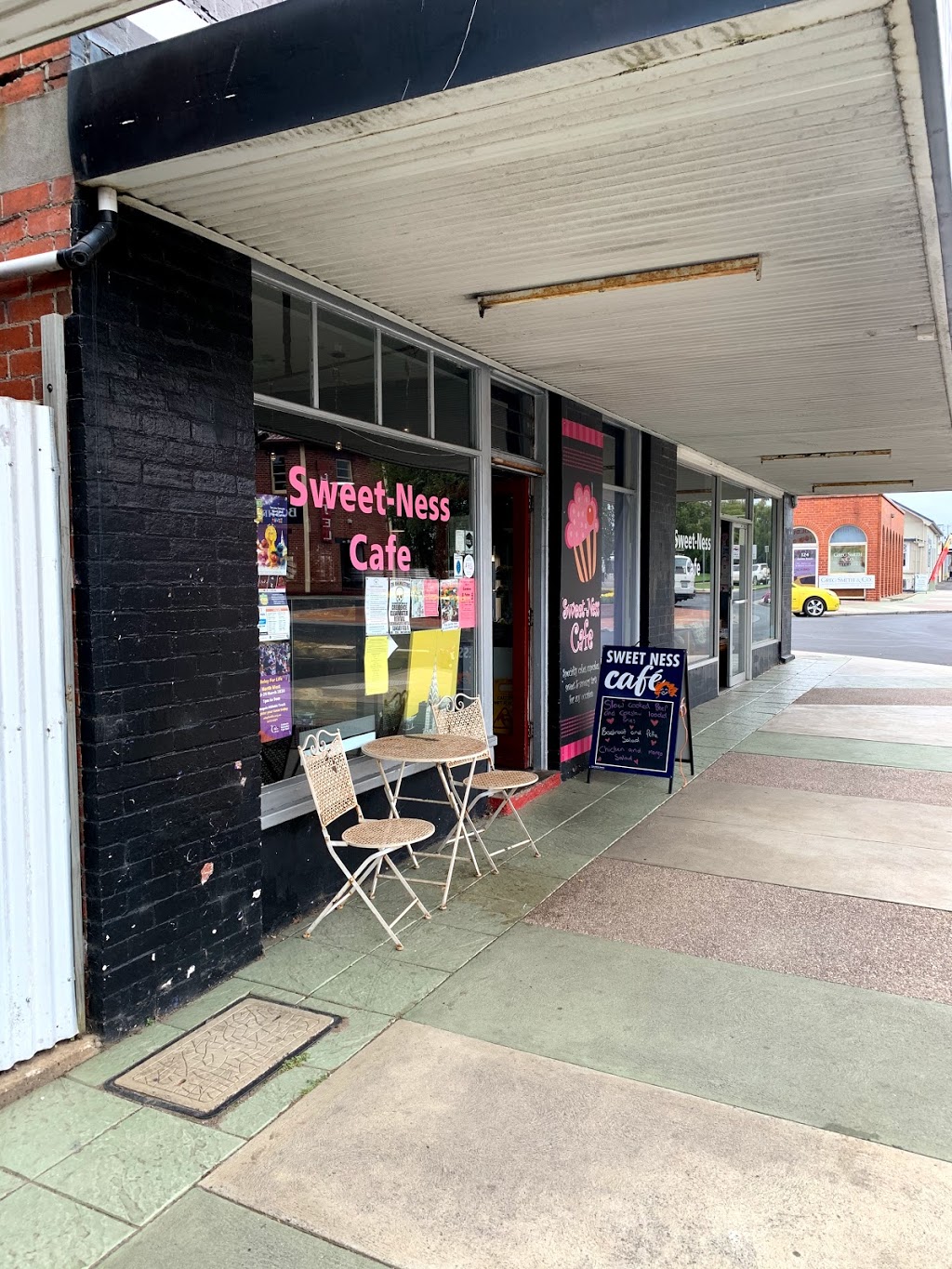 Sweet-Ness Cafe | restaurant | 122 Goldie St, Wynyard TAS 7325, Australia | 0364424164 OR +61 3 6442 4164