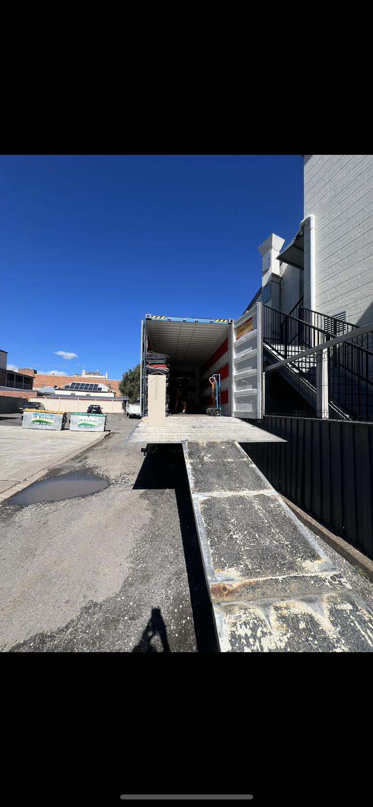J&n moving | 5 Maitland St, Abermain NSW 2326, Australia | Phone: 0426 144 845