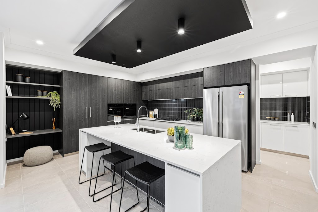 Home Group - Alamora Estate, Tarneit | 5 Generosa Grv, Tarneit VIC 3029, Australia | Phone: (03) 9134 9555