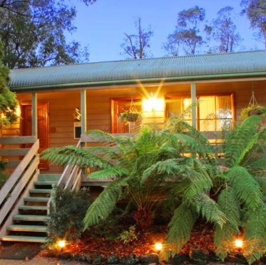 Glenview Retreat Emerald | lodging | 48 Fernglade Dr, Emerald VIC 3782, Australia | 0405312543 OR +61 405 312 543
