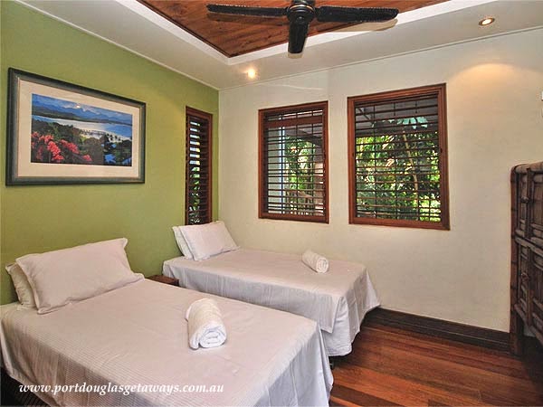 Monsoon Villa A | lodging | 1/11 Murphy St, Port Douglas QLD 4877, Australia | 0740994789 OR +61 7 4099 4789