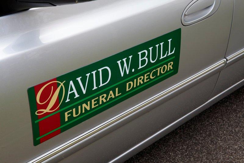 David W Bull Family Funerals | 190 Princes Hwy, Pakenham VIC 3810, Australia | Phone: (03) 5941 4888