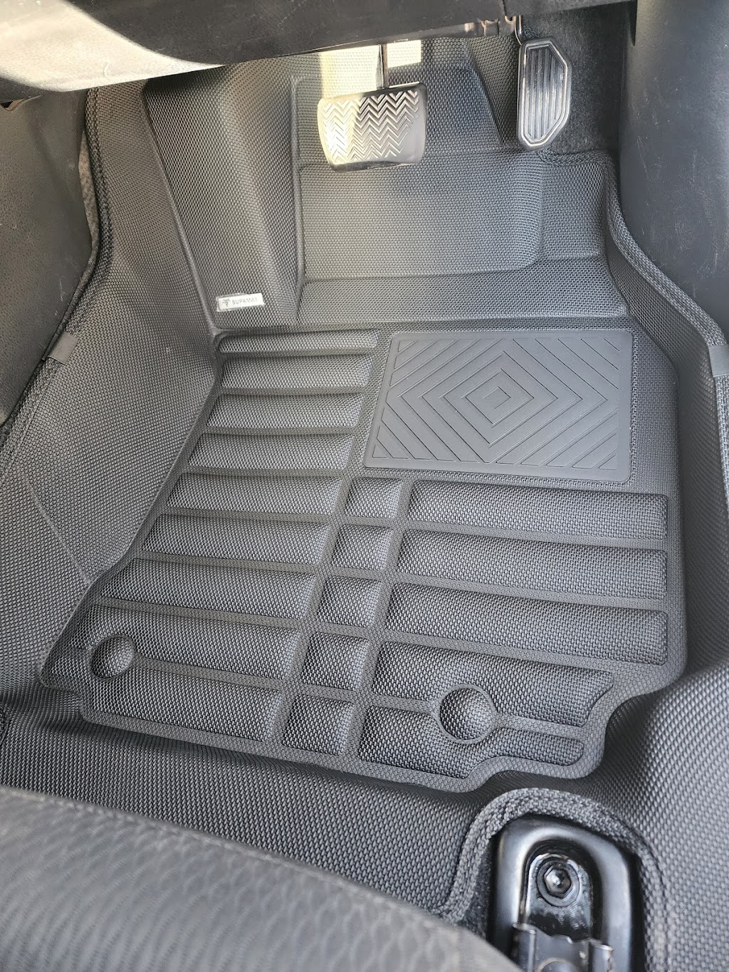 SupaMat | Custom Made Car Floor Mats | point of interest | 3 Veltins Way, Strathtulloh VIC 3338, Australia | 0415115052 OR +61 415 115 052