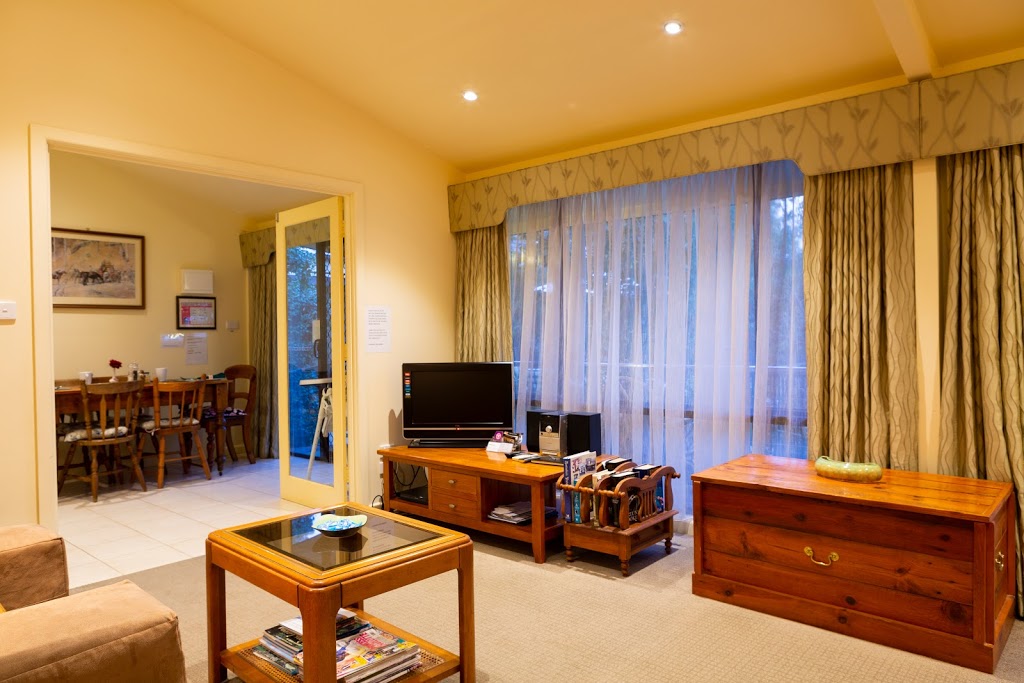 Courtside Cottage Bed & Breakfast | lodging | 11 Gobur St, Euroa VIC 3666, Australia | 0408362299 OR +61 408 362 299