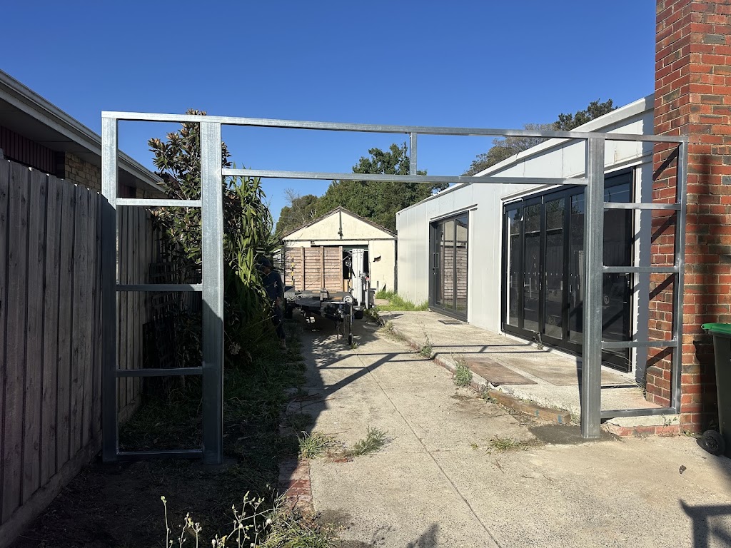 Trung’s Garage Doors | 35 Myrtle St, Springvale South VIC 3172, Australia | Phone: 0402 101 938