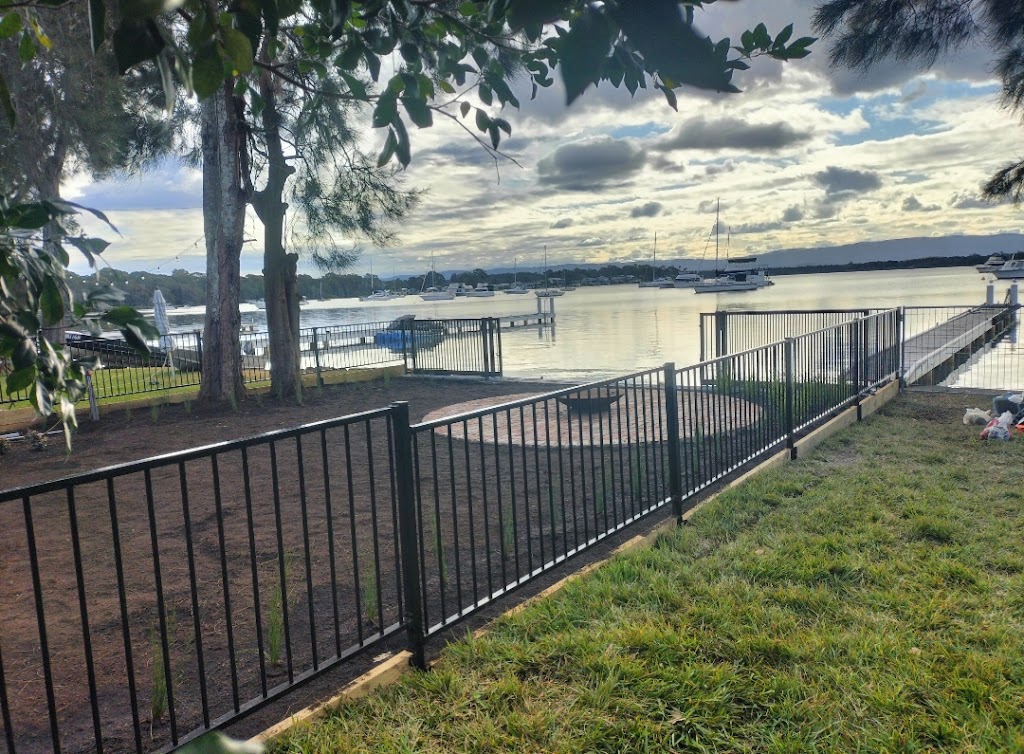 Str8az fencing & gates | Unit 6/22 Accolade Ave, Morisset NSW 2264, Australia | Phone: 0481 955 633