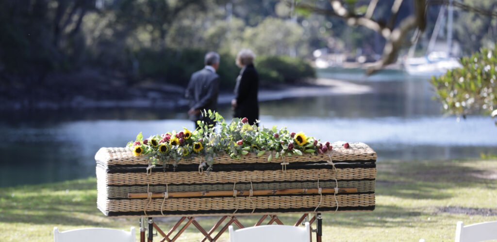 Narrabeen Funerals | 10 Lakeshore Dr, Narrabeen NSW 2101, Australia | Phone: 0414 450 460