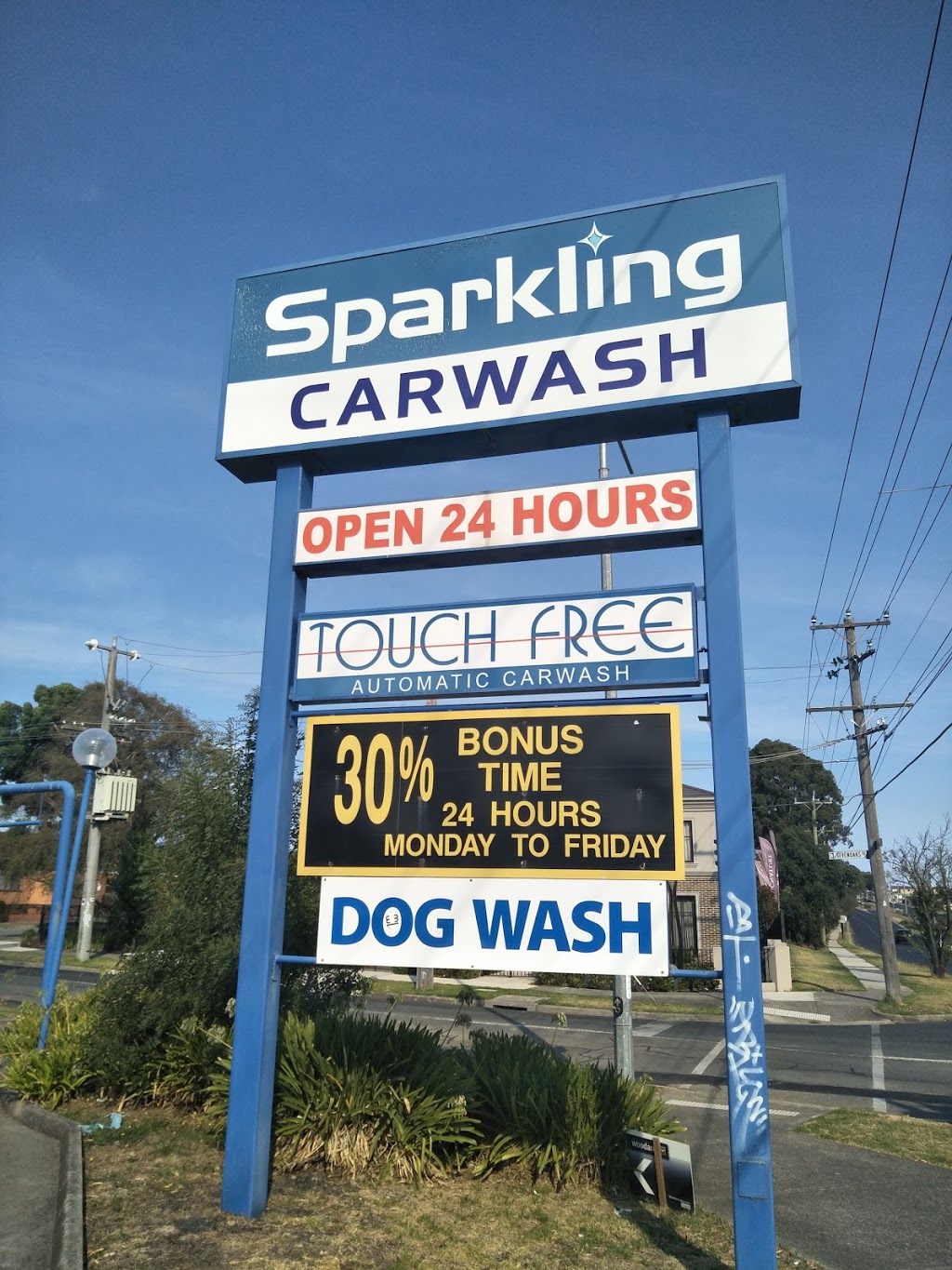 Sparkling Carwash | car wash | 1 Sevenoaks Rd, Burwood East VIC 3151, Australia