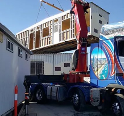 Crane Truck Hire & Transport Services - On The Move Transport -  | moving company | 9 Lenore Cresent, Springwood QLD 4127, Australia | 0422146659 OR +61 422 146 659