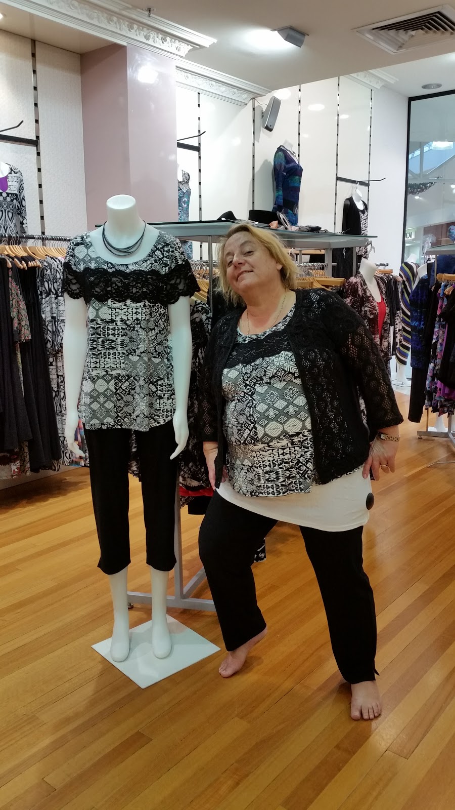 Motto Fashions | clothing store | Stockland The Pines,, 181 Reynolds Road, Doncaster East VIC 3109, Australia | 0398420177 OR +61 3 9842 0177
